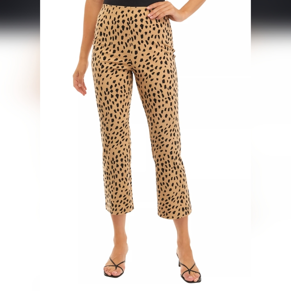 High Waisted 🐆 Crop Flare Pants NWT